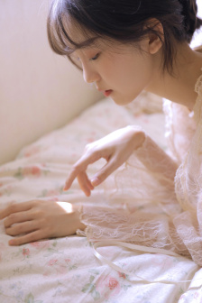 皇上撞着太子妃完毕